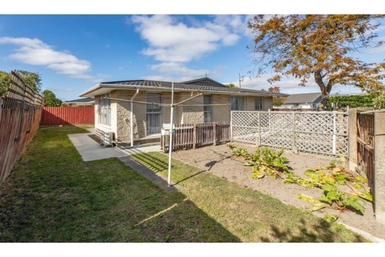 Photo of property in 2/7 Peters Lane, Spreydon, Christchurch, 8024