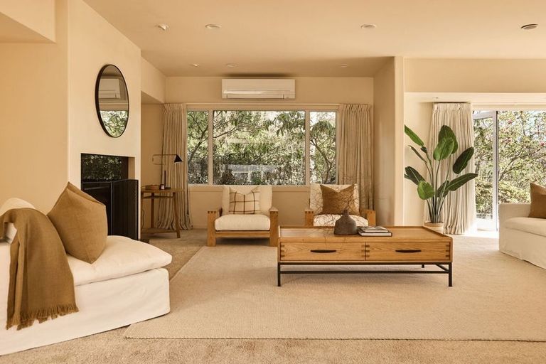 Photo of property in 168 Te Mata Peak Road, Havelock North, 4130