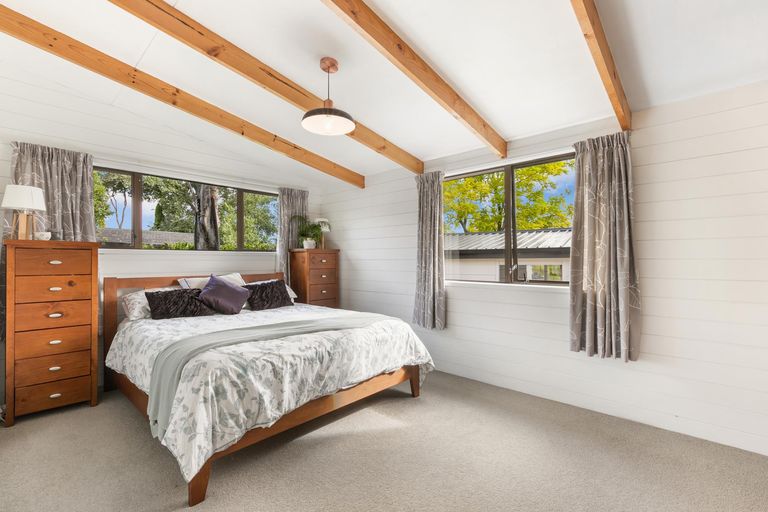 Photo of property in 165 Carnoustie Drive, Wattle Downs, Auckland, 2103