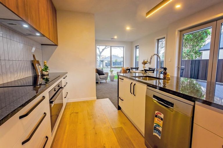 Photo of property in 7 Joseph Street, Waverley, Invercargill, 9810