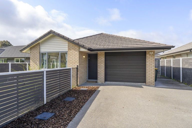 Photo of property in 3 Mooring Close, Whitby, Porirua, 5024