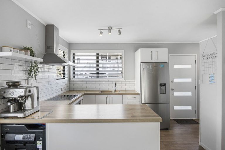 Photo of property in 7 Leaming Place, Clarks Beach, 2122