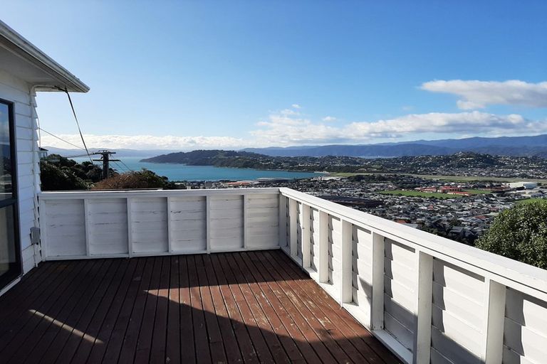 Photo of property in 1 Auckland Terrace, Melrose, Wellington, 6023