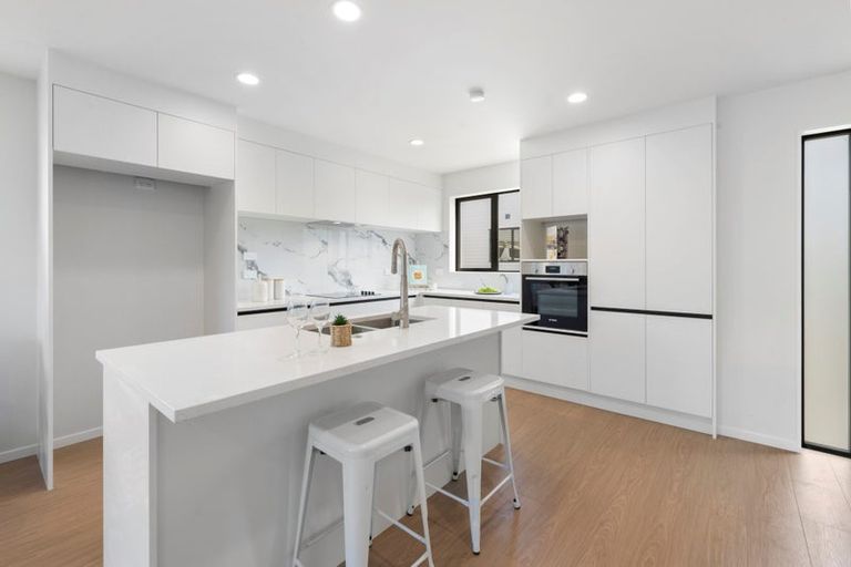 Photo of property in 28a Cape Road, Mangere, Auckland, 2022