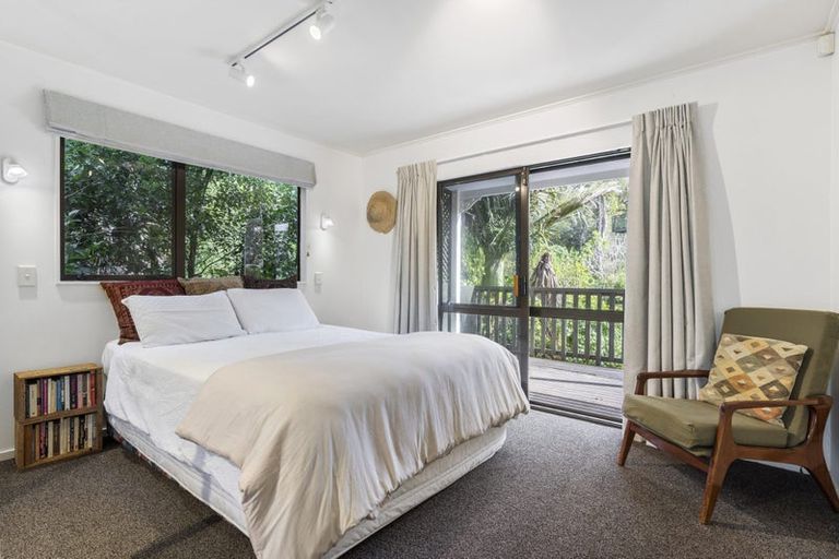 Photo of property in 115 Onemana Drive, Onemana, Whangamata, 3691