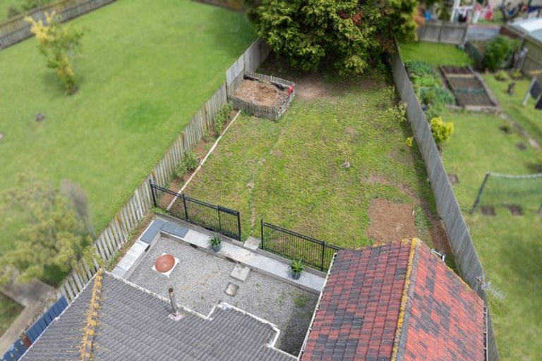 Photo of property in 12 Mexted Crescent, Ranui, Porirua, 5024