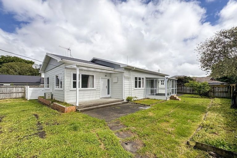 Photo of property in 112 Jickell Street, Hokowhitu, Palmerston North, 4410
