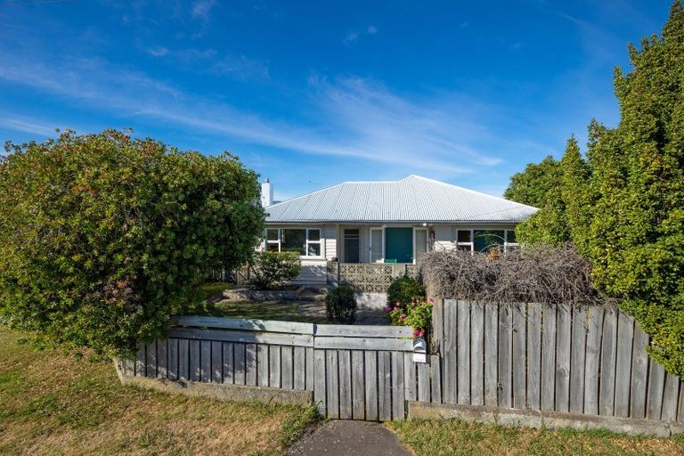 Photo of property in 3/95 Parkers Road, Tahunanui, Nelson, 7011