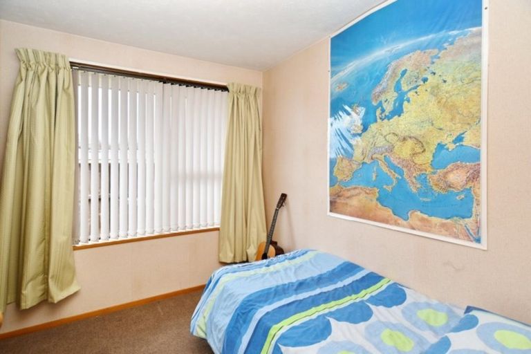 Photo of property in 11a Mulberry Place, Redwood, Christchurch, 8051