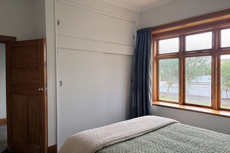 Photo of property in 24 Lyndhurst Street, Takaro, Palmerston North, 4412