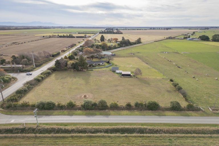 Photo of property in 690 Seadown Road, Seadown, Timaru, 7973