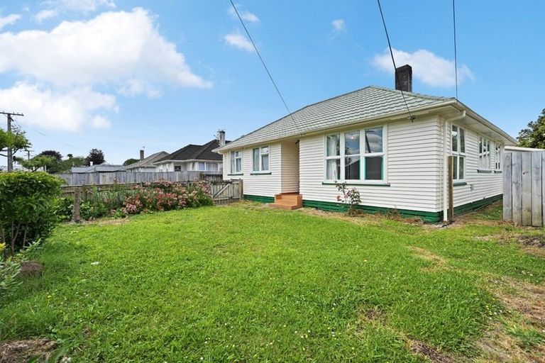 Photo of property in 66 Marshall Street, Fairfield, Hamilton, 3214