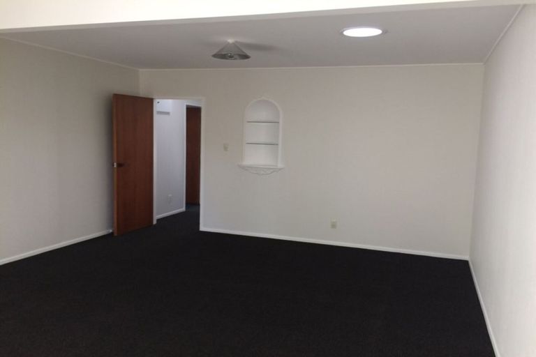 Photo of property in 1/1001 High Street, Avalon, Lower Hutt, 5011