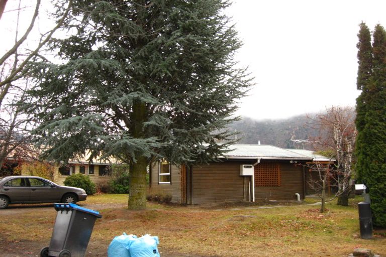 Photo of property in 5 Thomson Street, Arrowtown, 9302