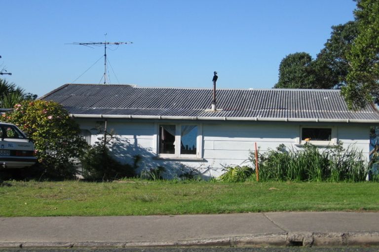 Photo of property in 25 Ocean View Road, Hatfields Beach, Orewa, 0931