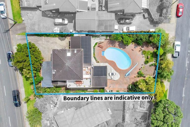 Photo of property in 23 Knights Road, Rothesay Bay, Auckland, 0630