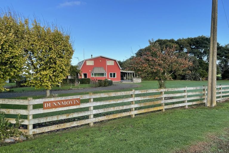 Photo of property in 563 Mangaone Road, Halcombe, Feilding, 4779