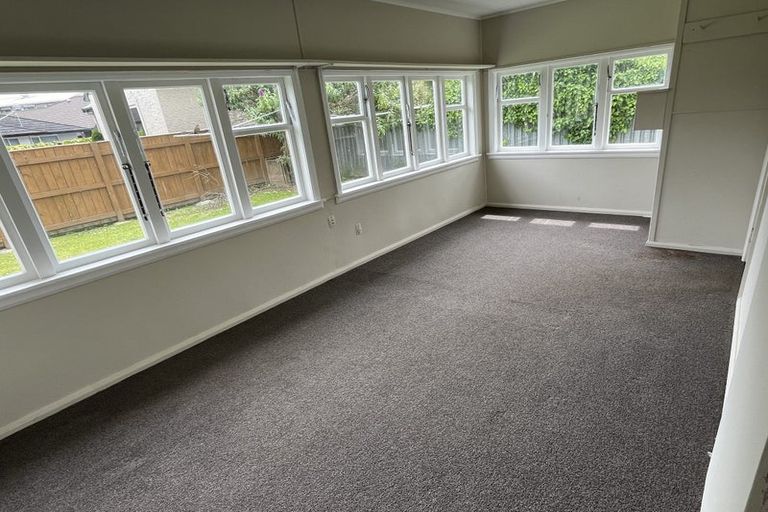 Photo of property in 9 Graham Place, West End, Palmerston North, 4410
