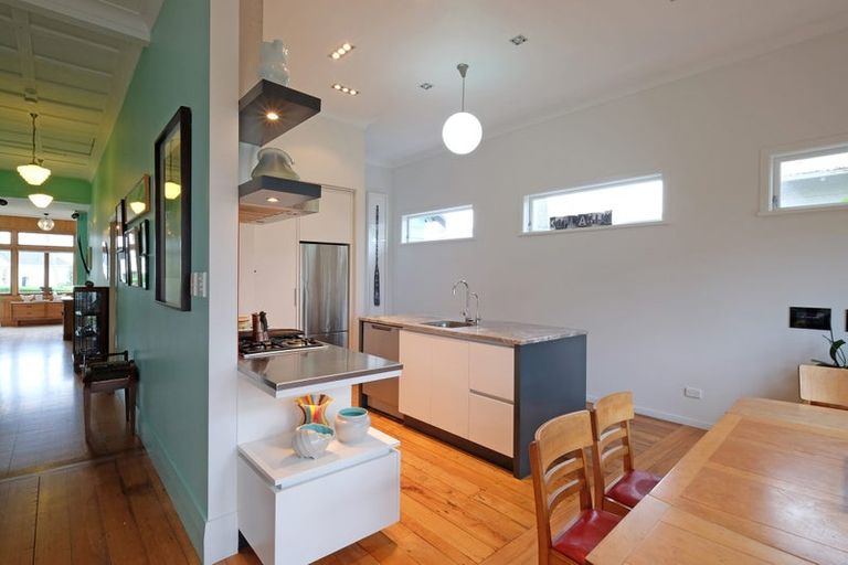 Photo of property in 3 Awanui Street, Birkenhead, Auckland, 0626