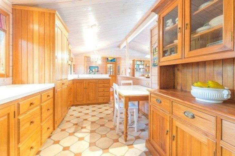 Photo of property in 21a Waiwera Place, Merrilands, New Plymouth, 4312