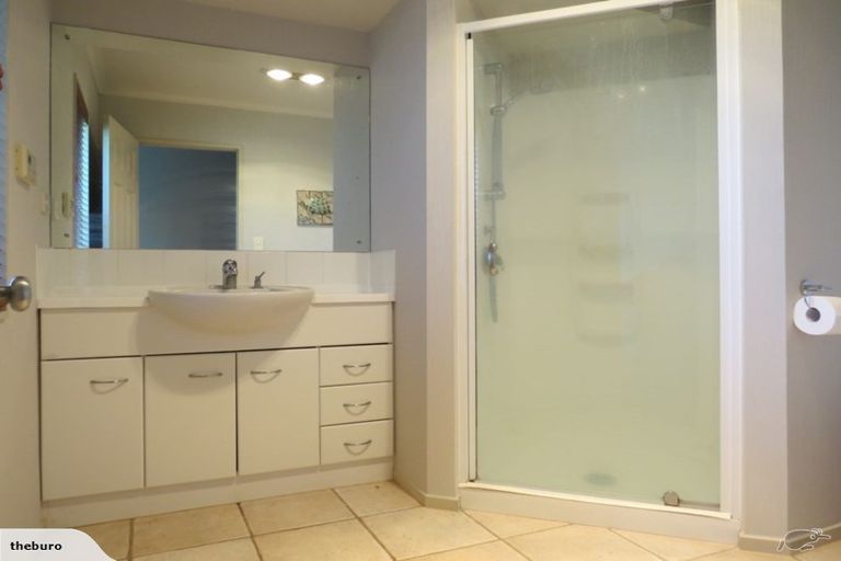 Photo of property in 30 Awaroa Stream Drive, Waiuku, 2123