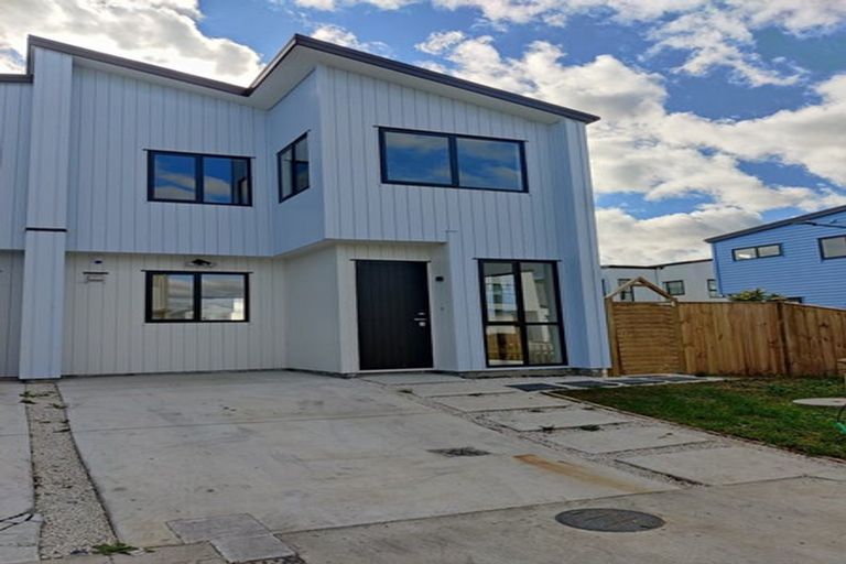 Photo of property in 27 Tumu Road, Papakura, 2110