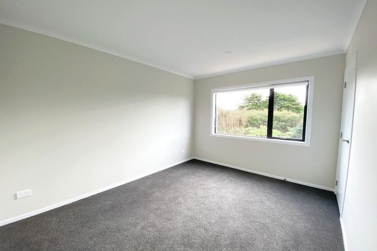Photo of property in 2/125b Metcalfe Road, Ranui, Auckland, 0612