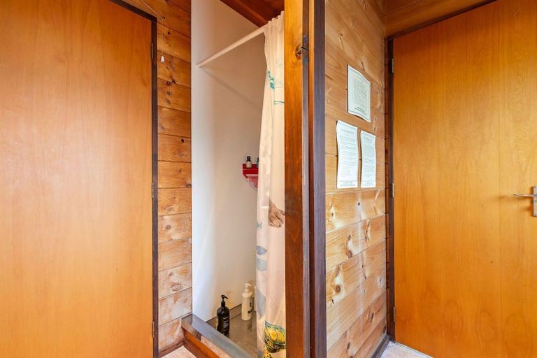 Photo of property in 2 Bruce Street, Cromwell, 9310