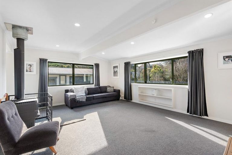 Photo of property in 21 Bay Road, Warrington, Waikouaiti, 9471