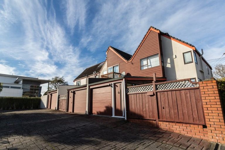 Photo of property in Lynster Mews, 10c Standen Street, Karori, Wellington, 6012