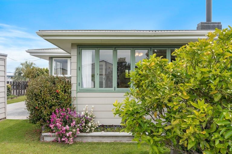 Photo of property in 210 Chartwell Avenue, Whangamata, 3620