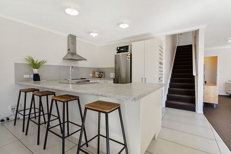 Photo of property in 34b Simpson Road, Papamoa Beach, Papamoa, 3118