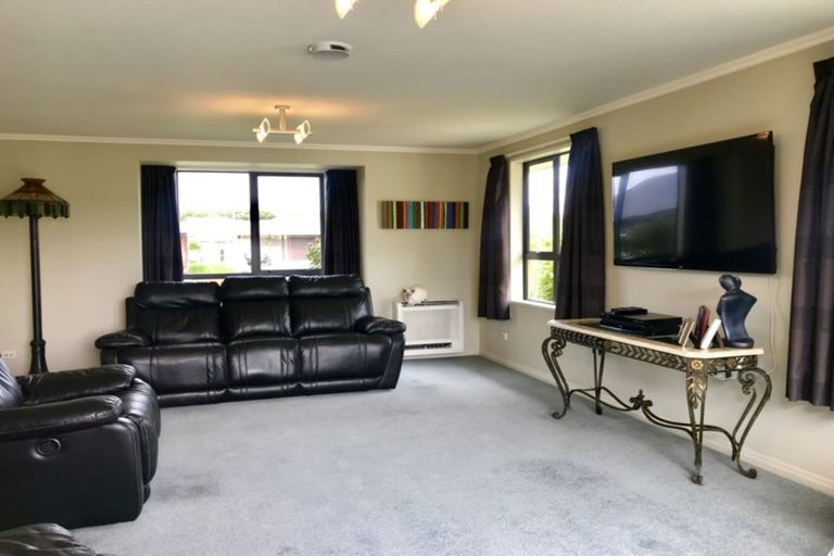 Photo of property in 46 Hoffman Court, Waikiwi, Invercargill, 9810