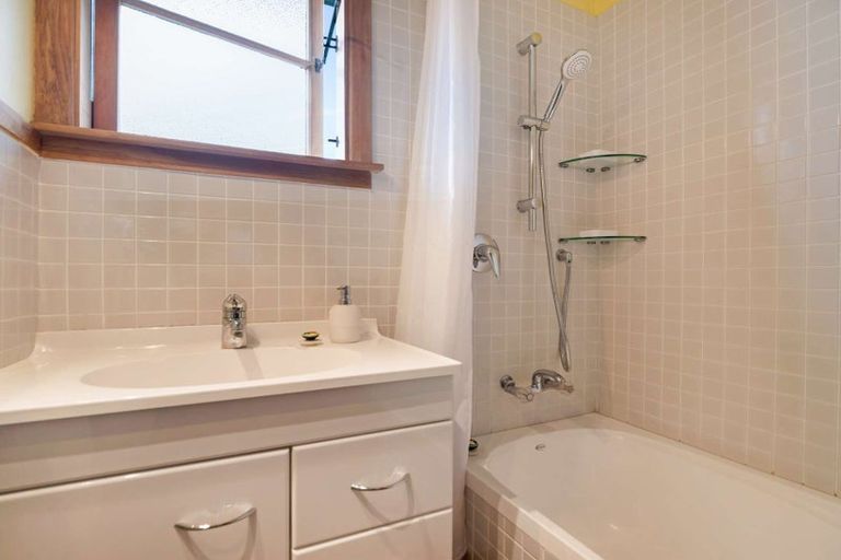 Photo of property in 145 Rimu Street, Maeroa, Hamilton, 3200