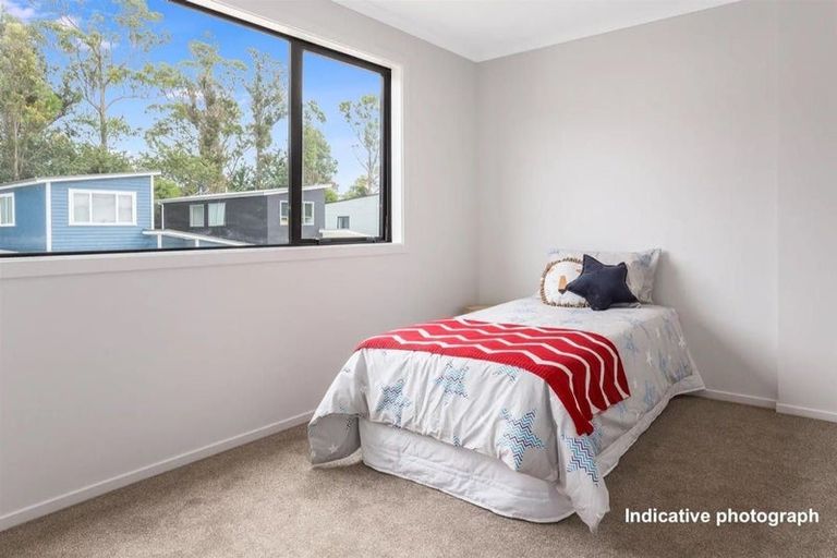 Photo of property in 8 Breakwater Way, Whitby, Porirua, 5024