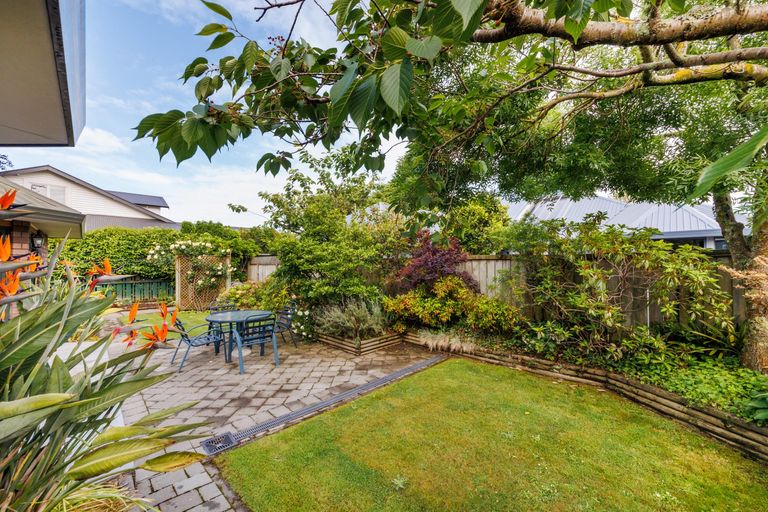 Photo of property in 449 College Street, Hokowhitu, Palmerston North, 4410