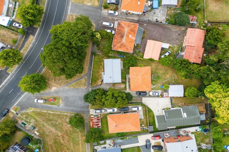 Photo of property in 79 Fairfield Road, Fairfield, Hamilton, 3214