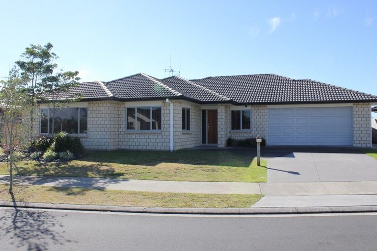 Photo of property in 6 Popata Close, Papamoa Beach, Papamoa, 3118