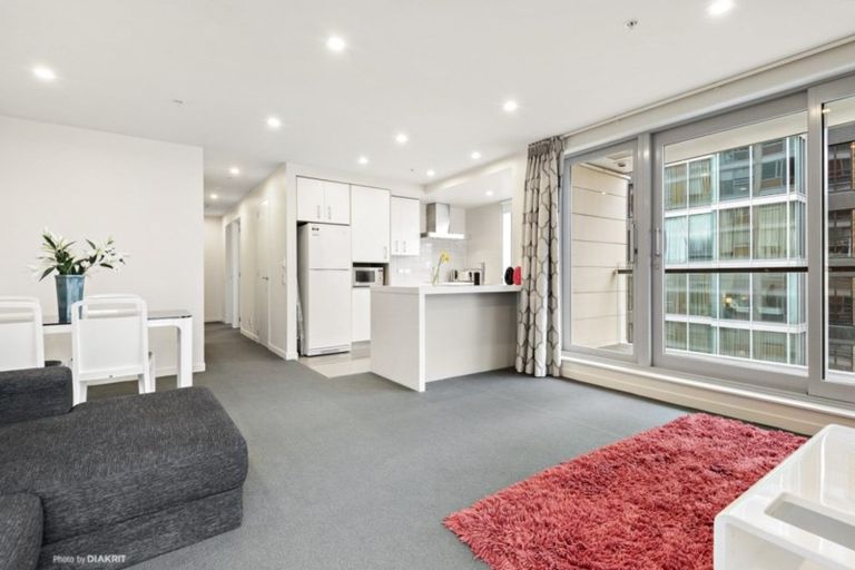 Photo of property in Monument Apartments, 4i/245 Wakefield Street, Te Aro, Wellington, 6011