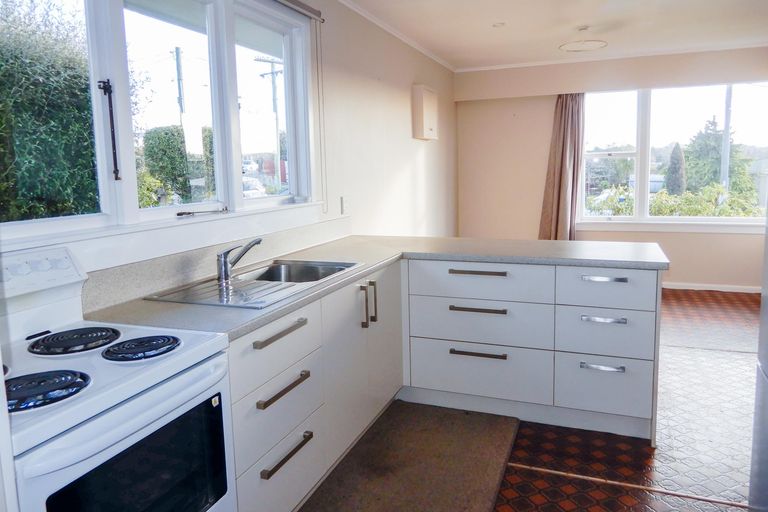 Photo of property in 11 Arrow Crescent, Holmes Hill, Oamaru, 9401