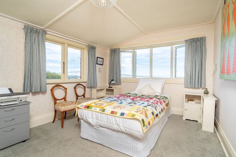 Photo of property in 71 Moana Crescent, Musselburgh, Dunedin, 9013