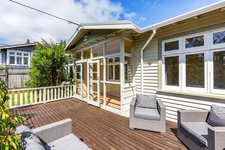 Photo of property in 98 Campbell Street, Karori, Wellington, 6012