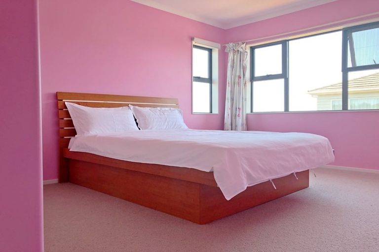 Photo of property in 32 Wawatai Drive, Karaka, Papakura, 2113