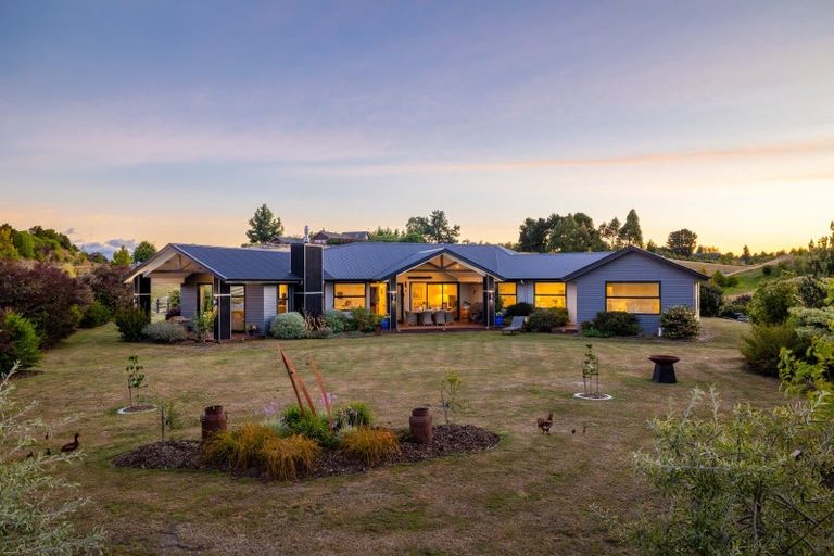 Photo of property in 6 Westmere Drive, Tasman, Upper Moutere, 7173