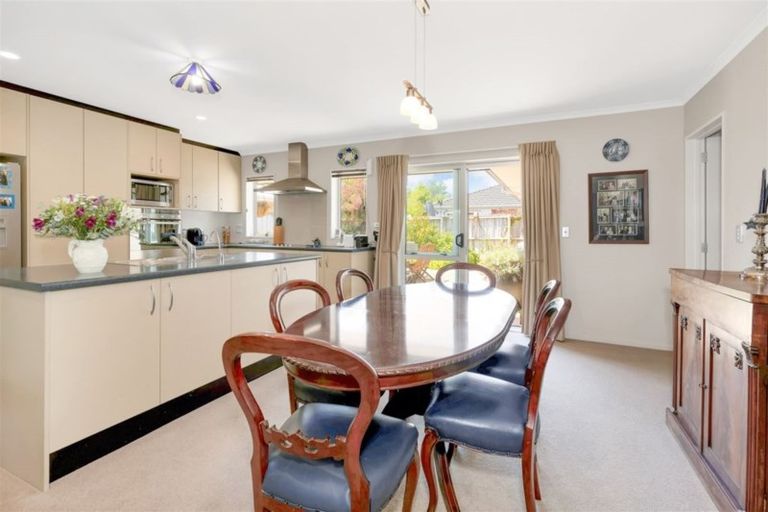 Photo of property in 17 Church Street, Amberley, 7410