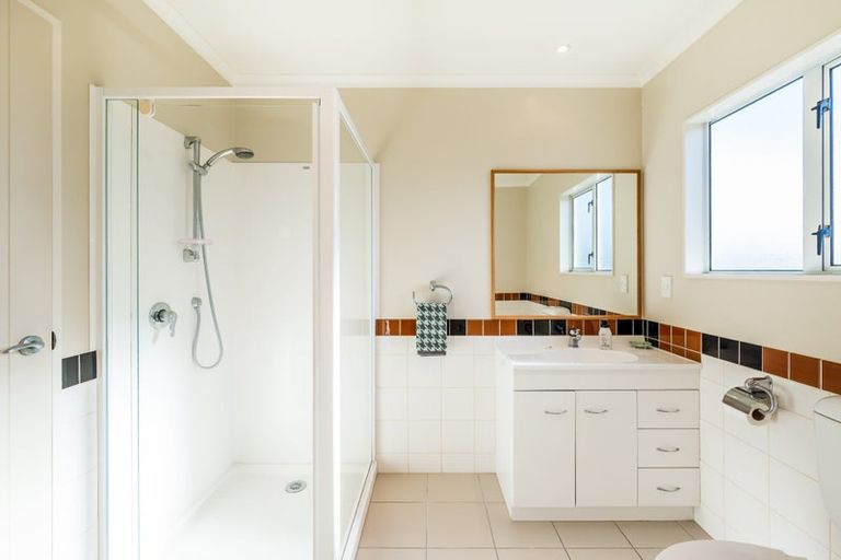 Photo of property in 18b Monarch Place, Paraparaumu Beach, Paraparaumu, 5032