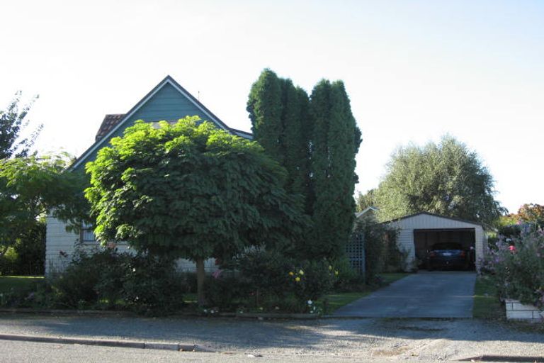 Photo of property in 1 Flatman Crescent, Geraldine, 7930