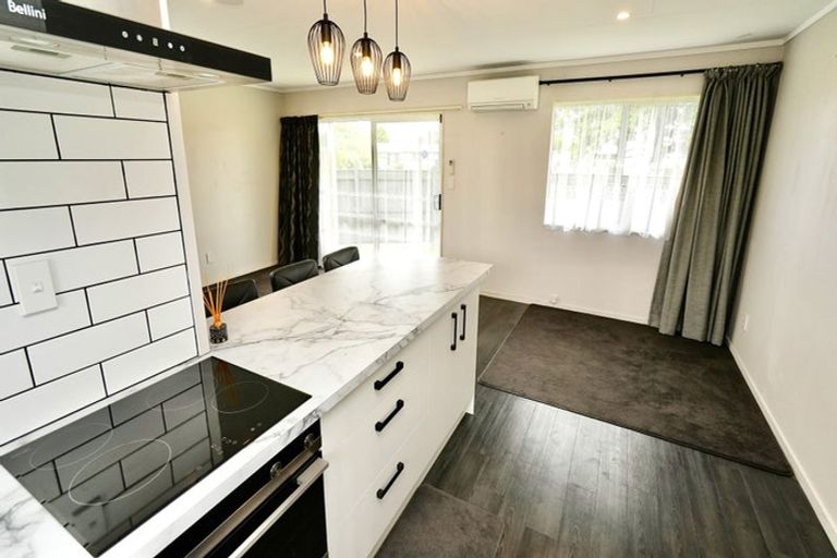 Photo of property in 29 Acacia Street, Kelvin Grove, Palmerston North, 4414