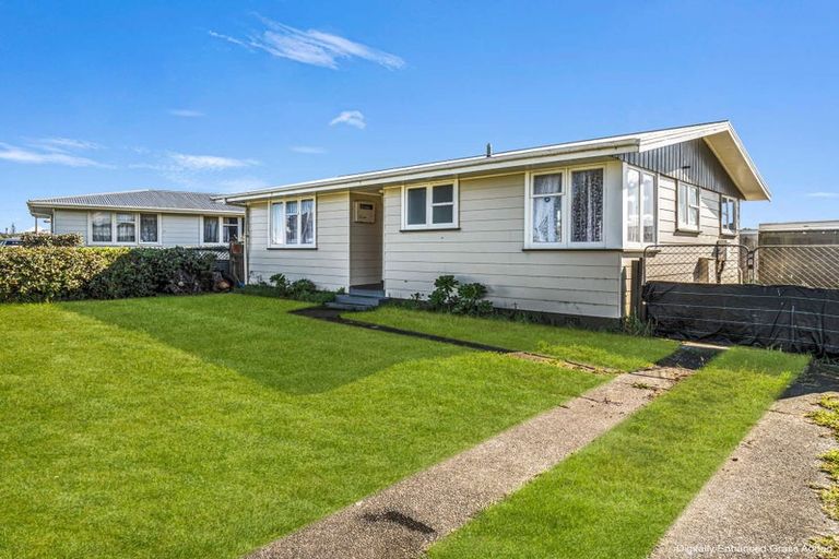 Photo of property in 55 Titoki Street, Castlecliff, Whanganui, 4501