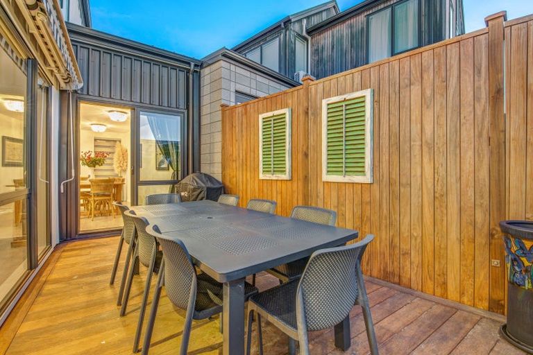 Photo of property in 42 Arran Point Parade, Orewa, 0931